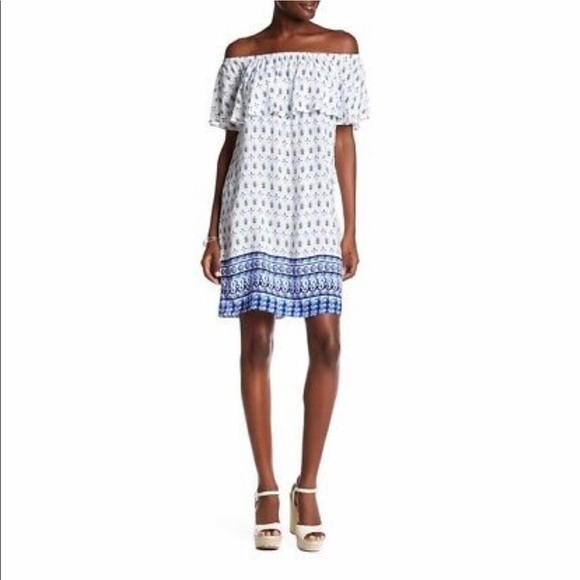 beachlunchlounge Dresses & Skirts - Beachlunchlounge l Off The Shoulder Dress